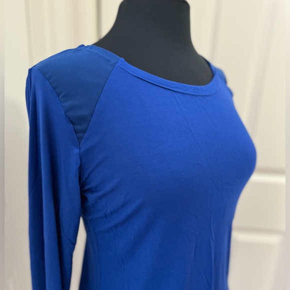 Nicole Miller Sport Split Back Top - Picture 4 of 14